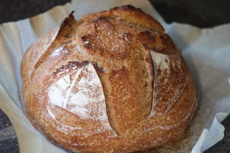 Sauerteig Vollkornbrot mit Weizenmehl